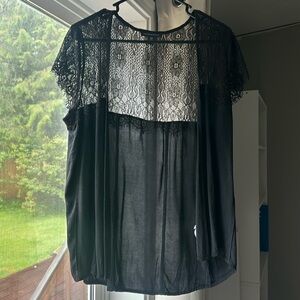 American Eagle XS/S black lace top